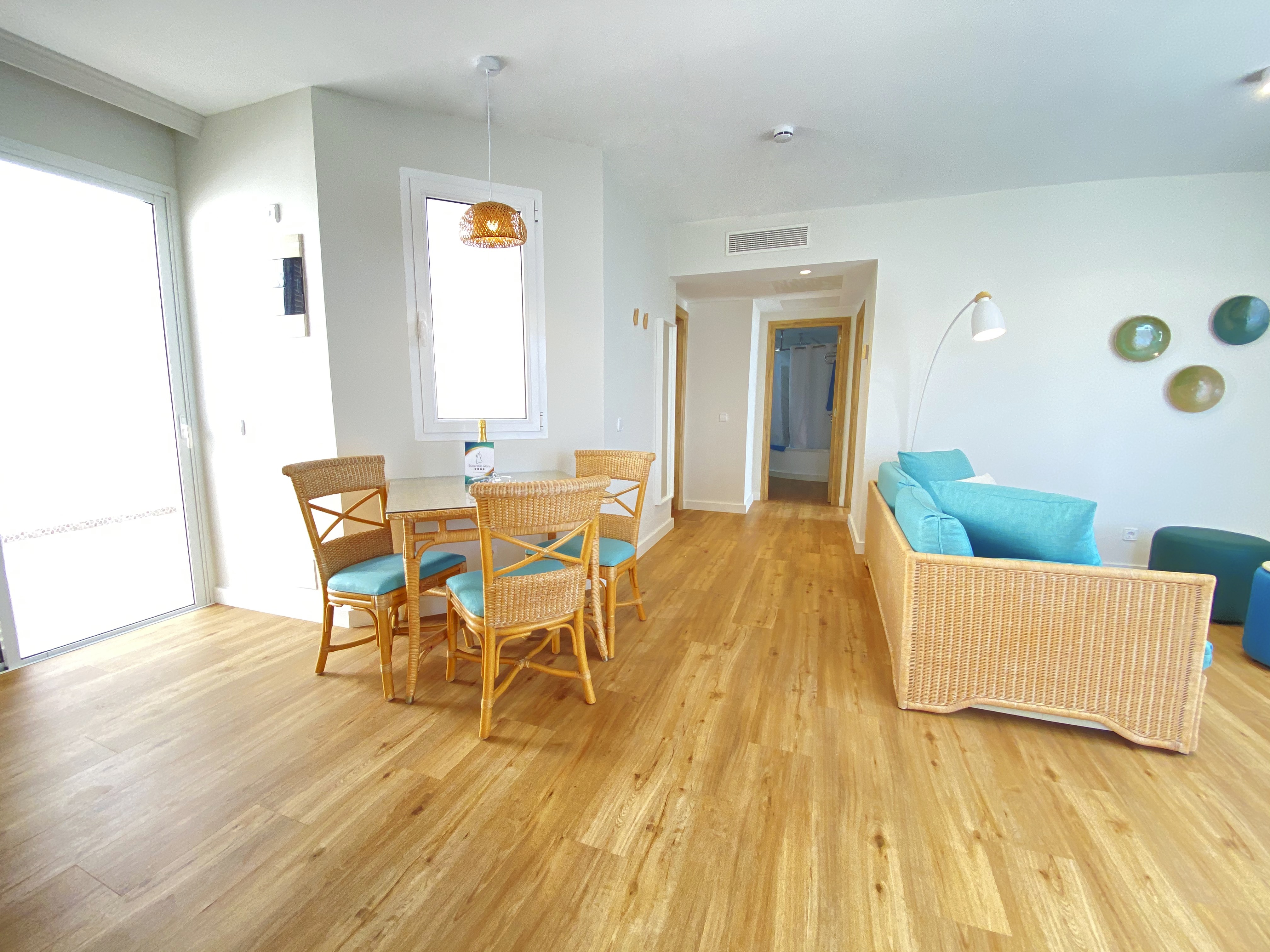 LIVVO_ESMERALDA_MARIS_SUITE_VISTA_MAR (1).jpg