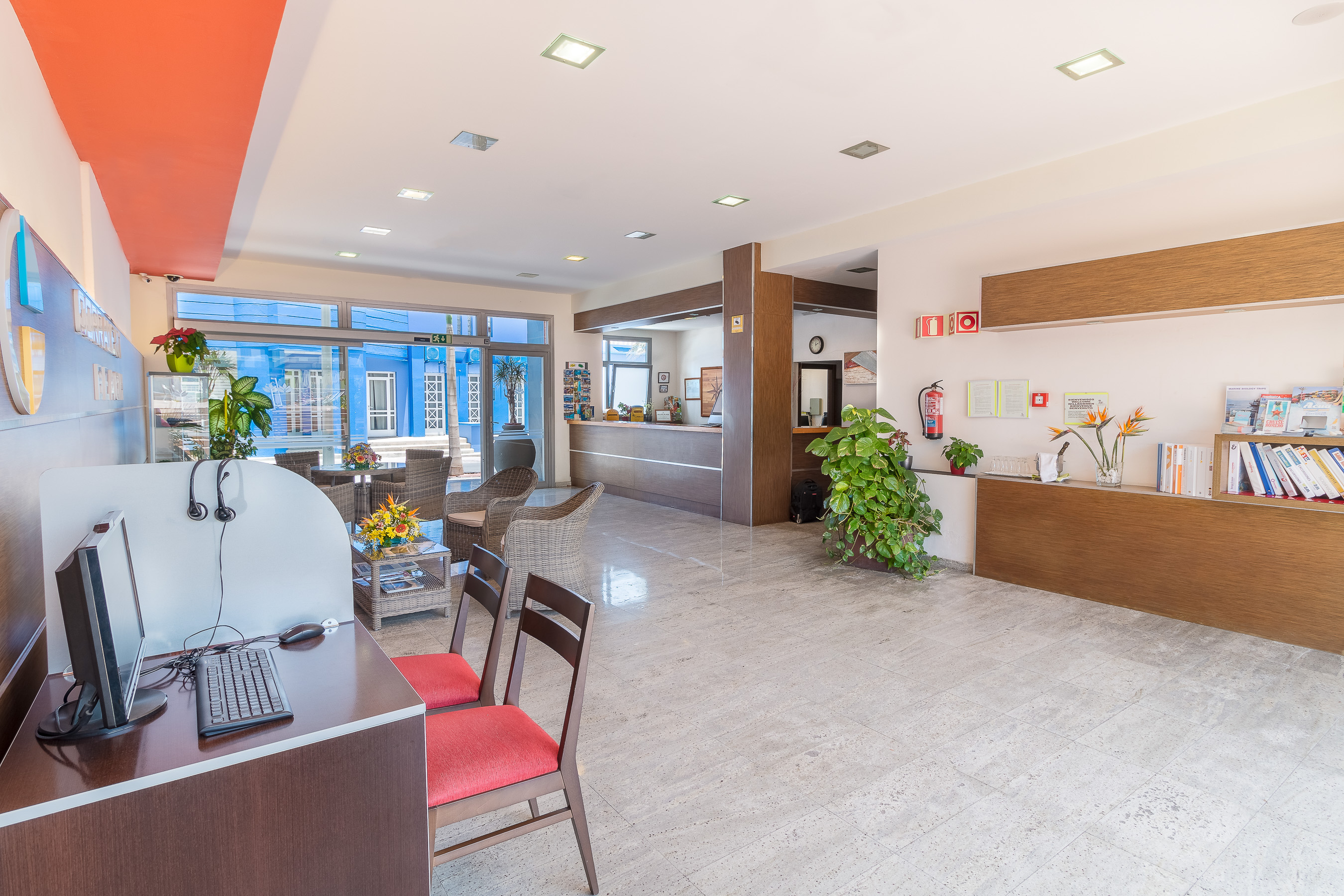 LIVVO HOTEL CORRALEJO BEACH INTERIOR (1).jpg