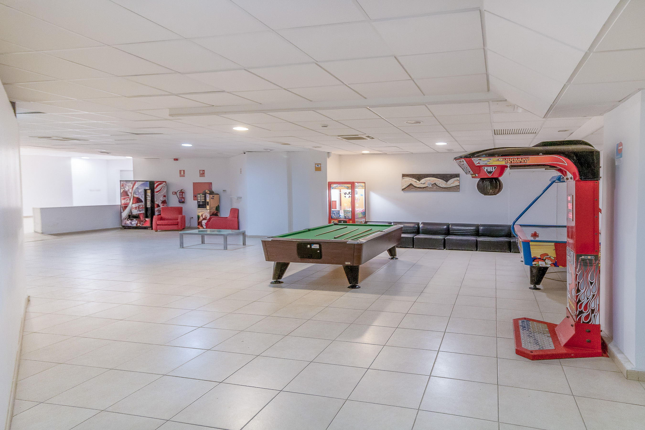 LIVVO HOTEL CORRALEJO BEACH INTERIOR (5).jpg