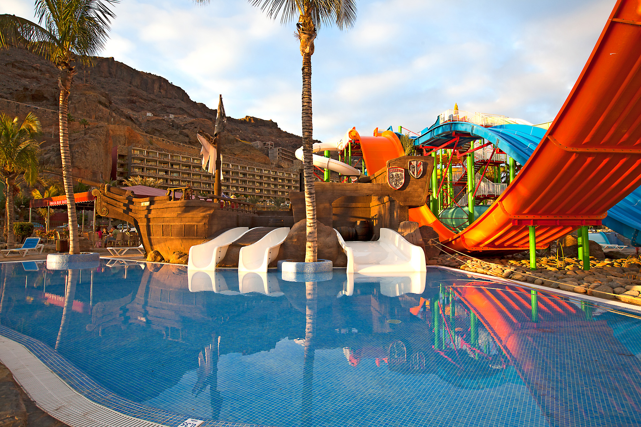LIVVO_COSTA_TAURITO_EXTERIOR (4).jpg
