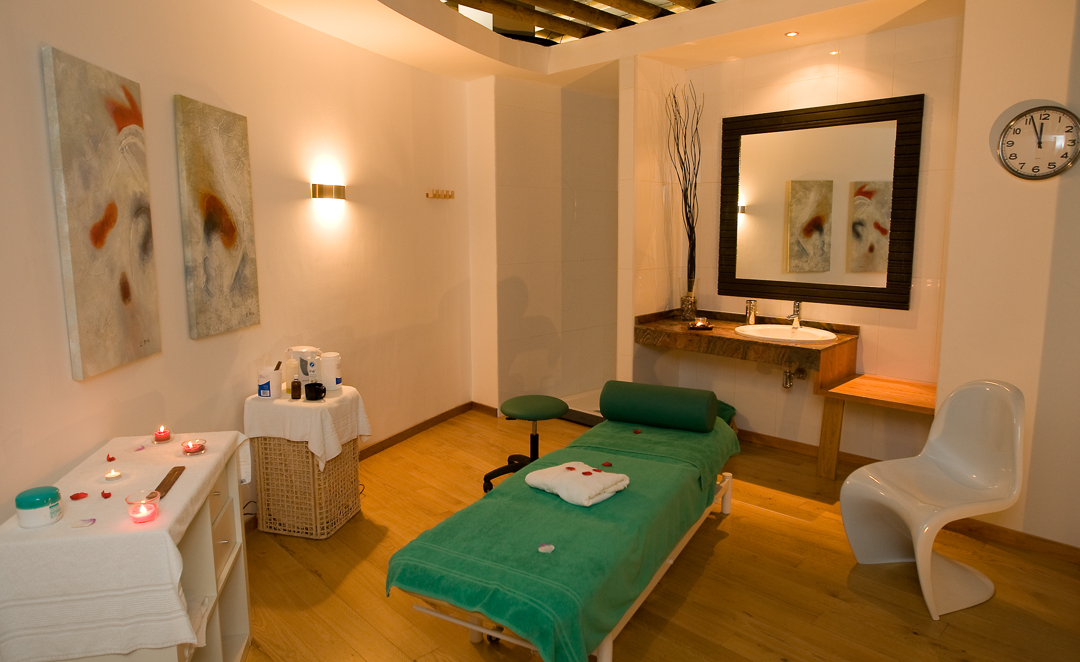 LIVVO_COSTA_TAURITO_SPA (2).jpg