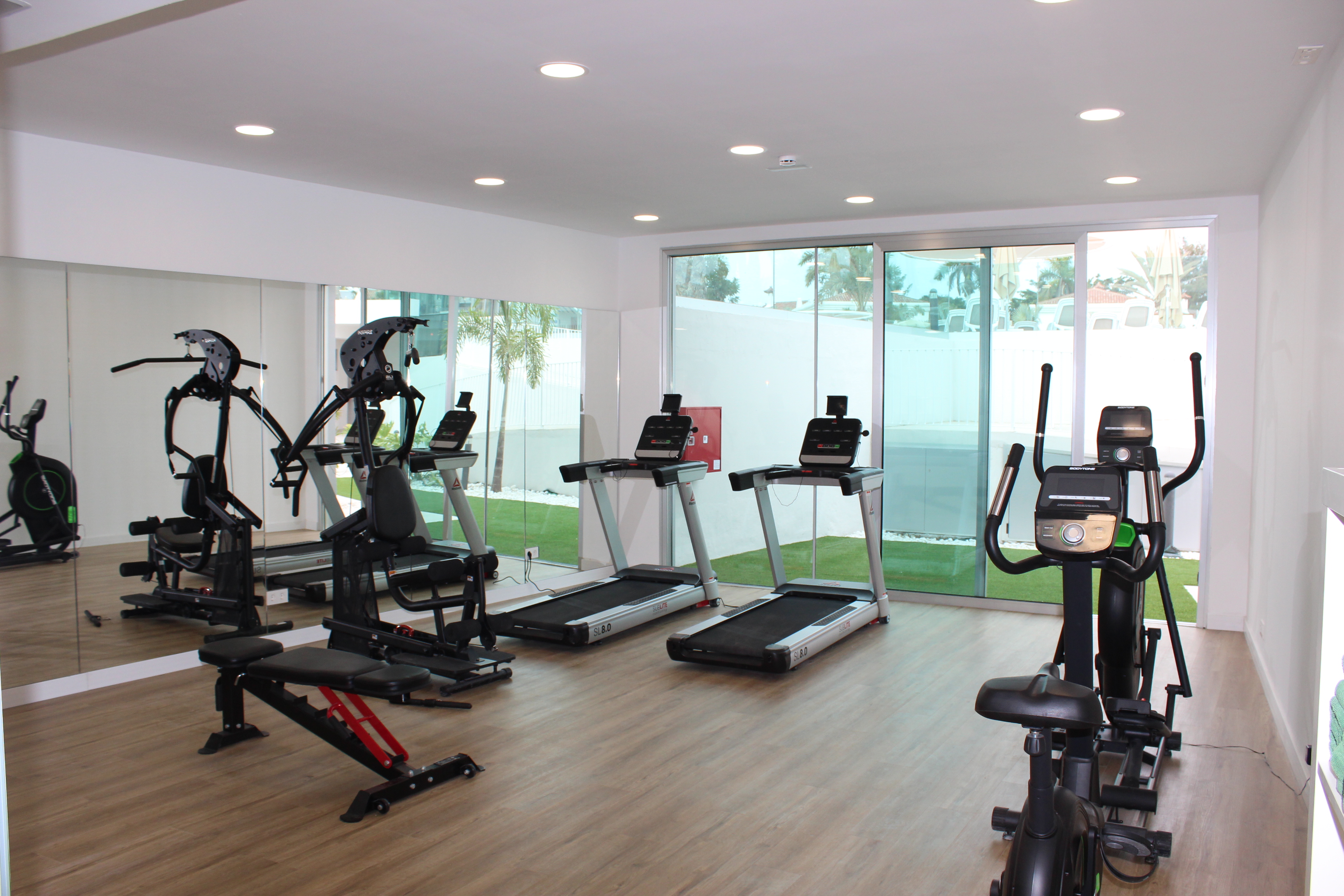 LIVVO_DUNAGOLFSUITES_GYM_Y_SAUNA (1).JPG