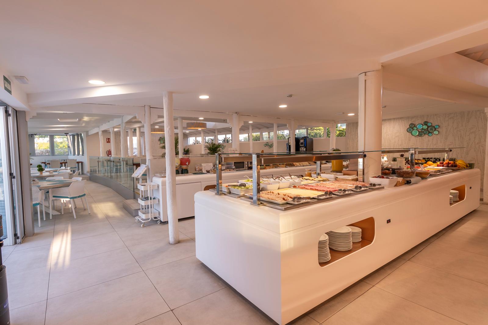LIVVO_DUNAGOLF_SUITES_RESTAURANTE (2).jpg