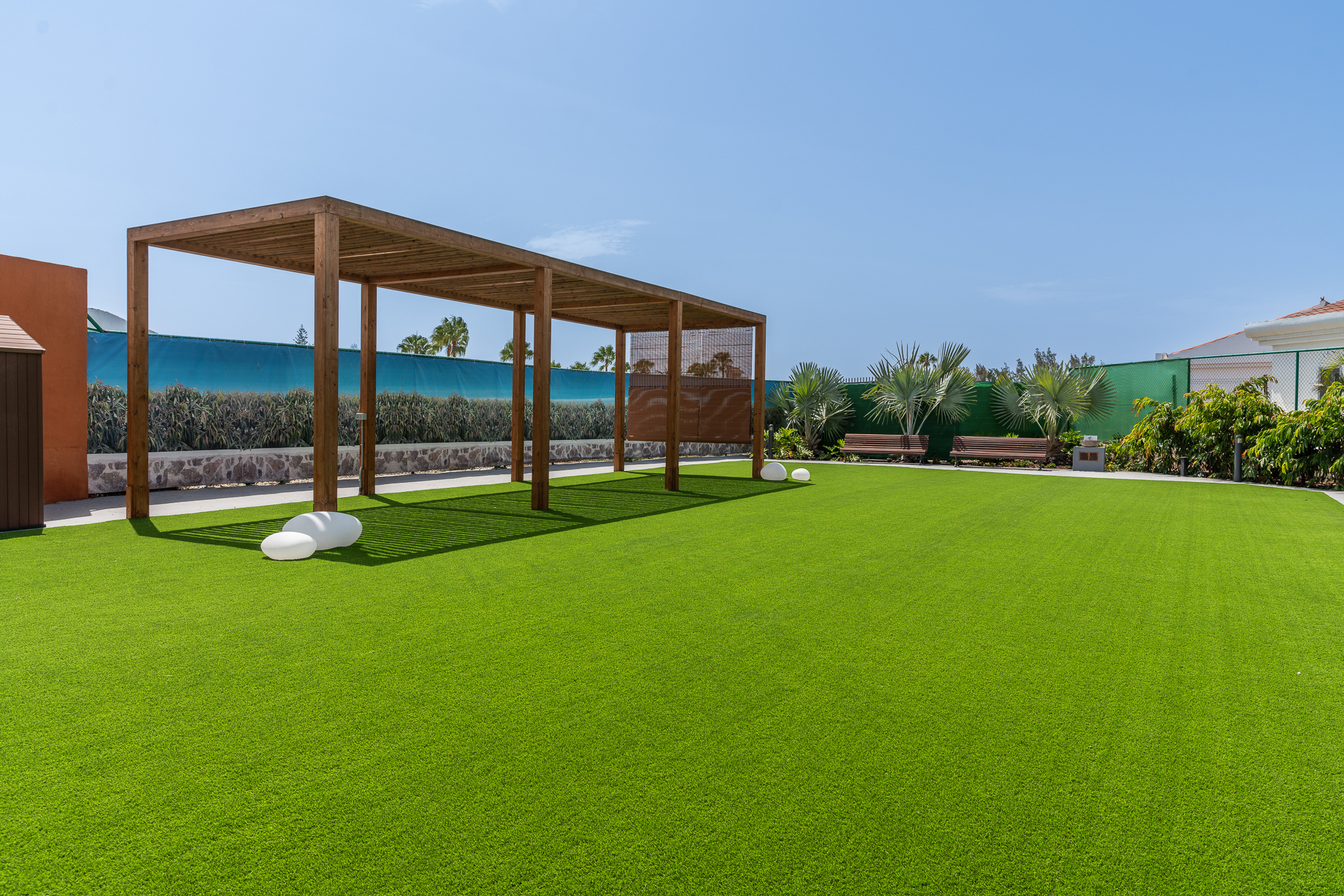 LIVVO_DUNAGOLF_SUITEES_ZONA_FITNESS_ Y_ ZONA YOGA (6).jpg