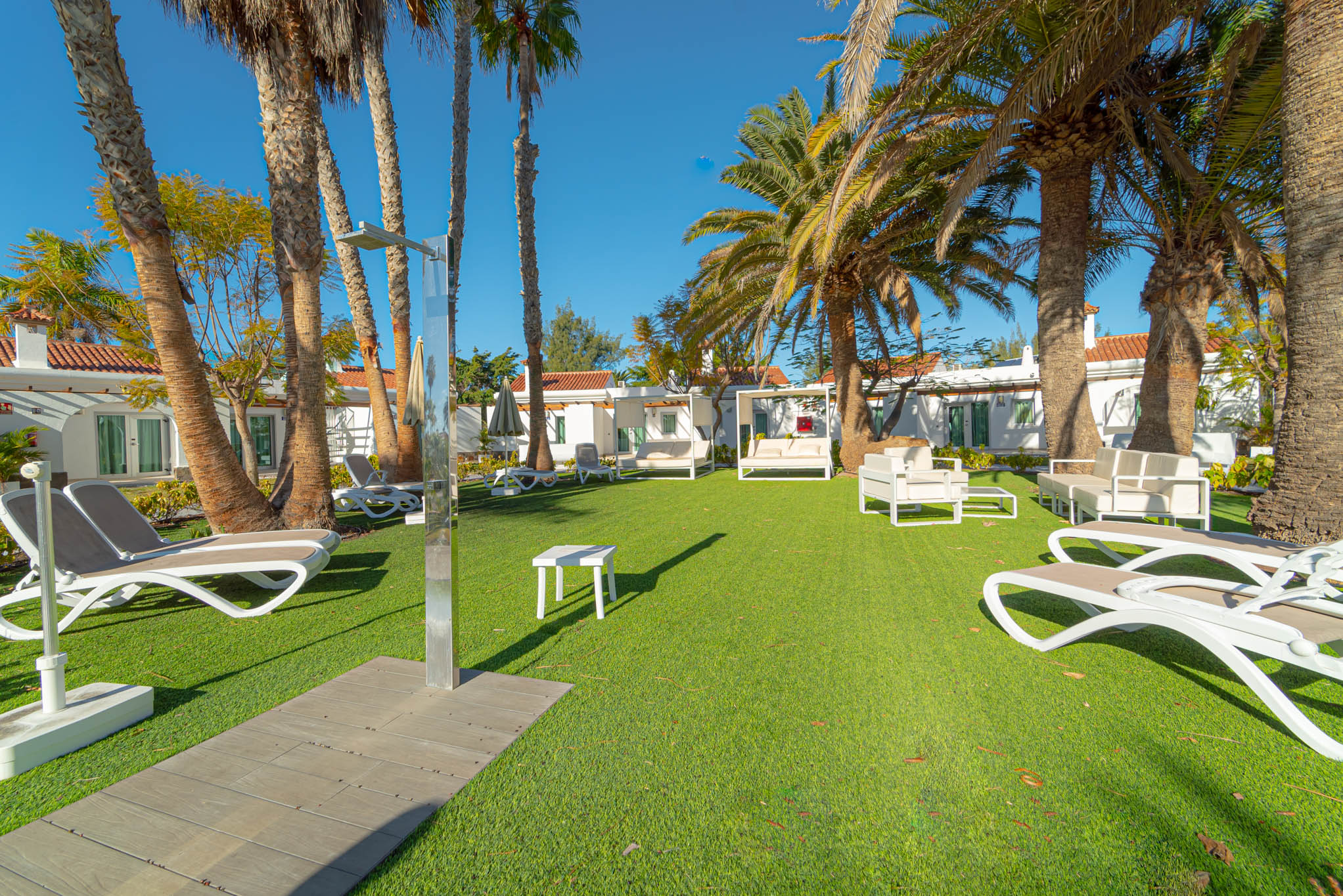 LIVVO_DUNAGOLF_SUITES_ZONA_ADULTOS (4).jpg