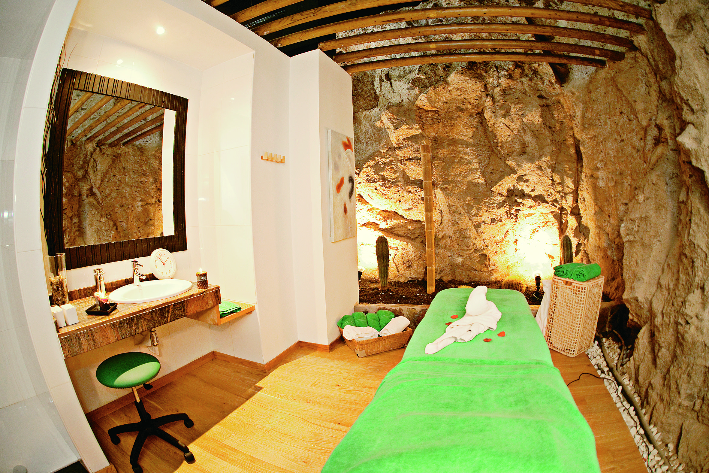 LIVVO_VALLE_TAURITO_SPA (32).jpg
