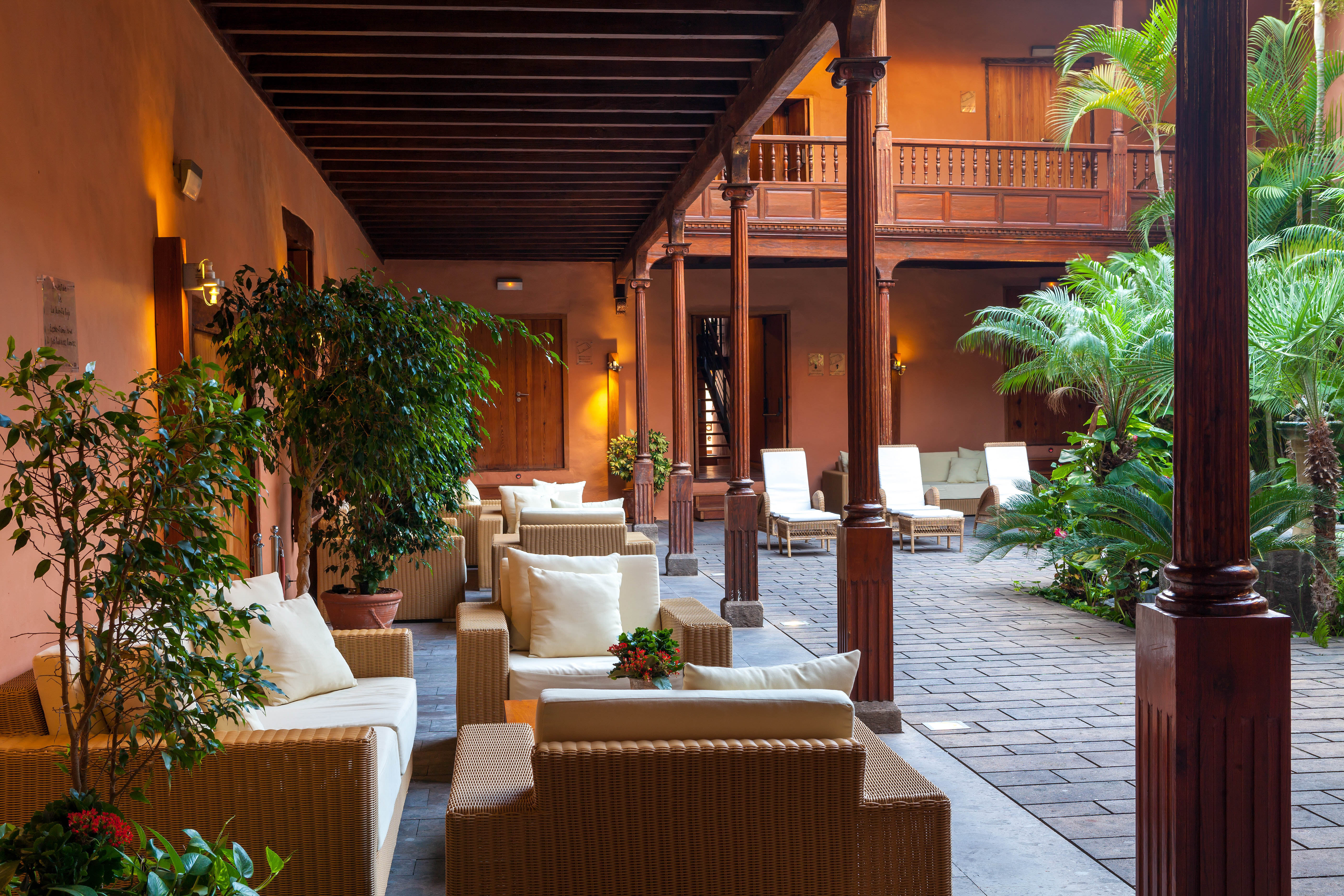 LIVVO_LA_QUINTA_ROJA_EXTERIOR (5).jpg