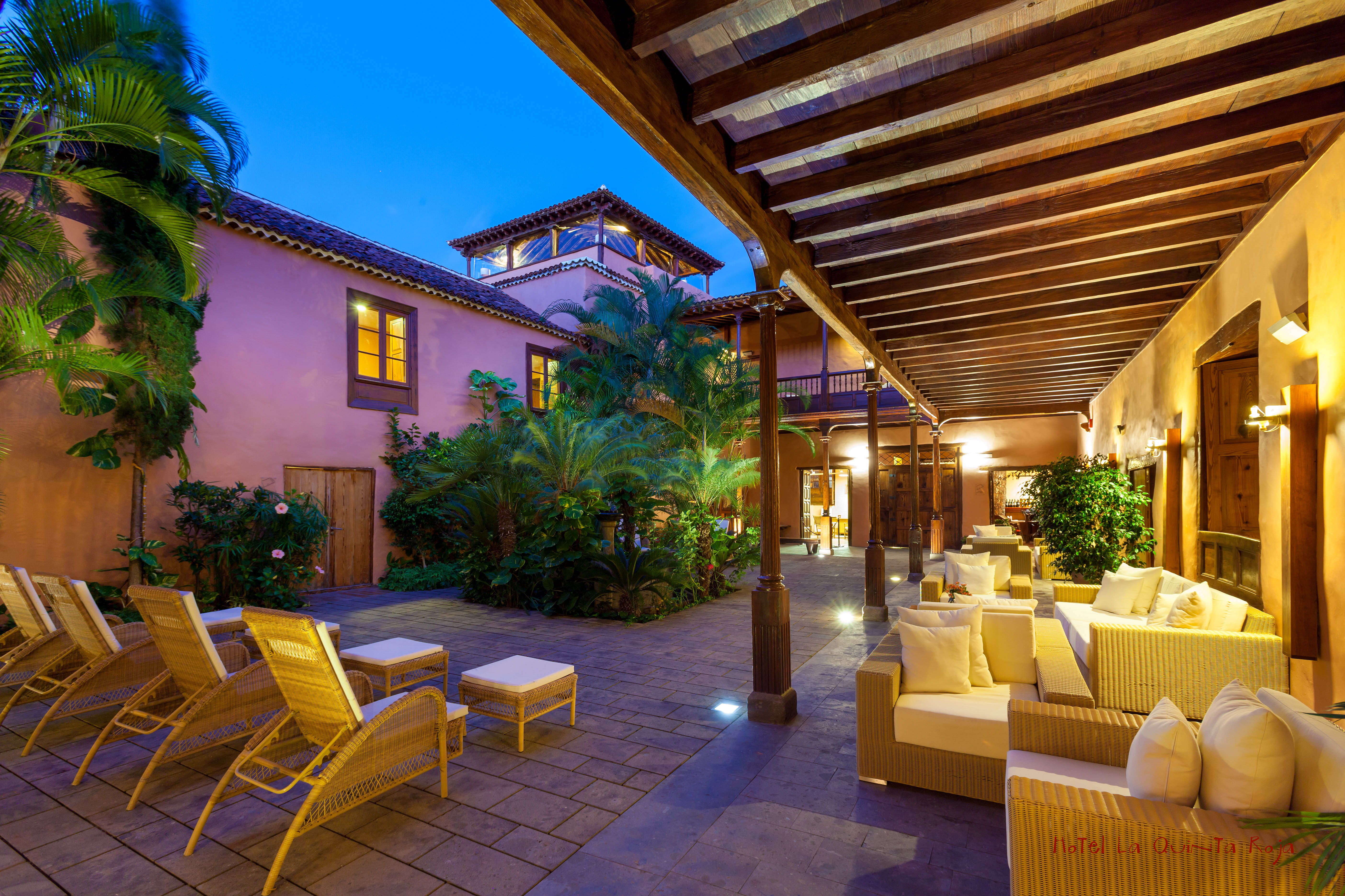 LIVVO_LA_QUINTA_ROJA_EXTERIOR (9).jpg